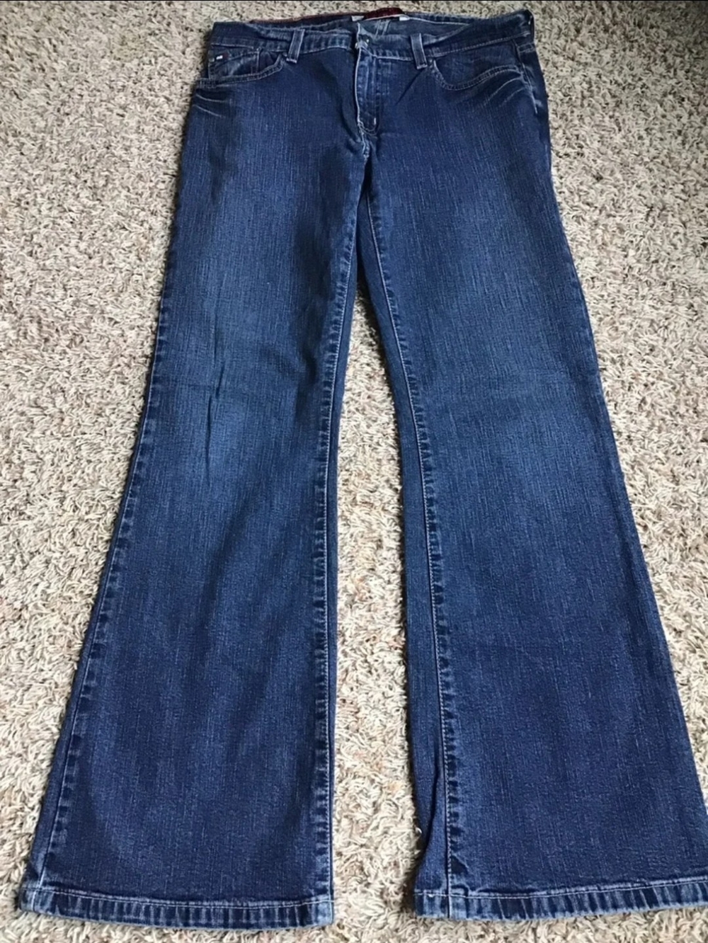 Tommy Hilfiger Women's Dark Indigo Boot Cut Jeans Size 6 Reg